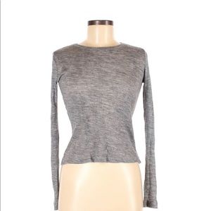 Zara long sleeve crewneck top size medium in gray